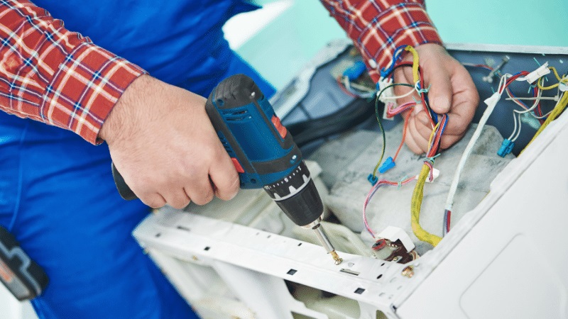 Beylikdüzü Arçelik Arçelik çamaşır makinesi kart tamiri – Su almama arızası orijinal parça ile giderildi. - Teknik servis örneği